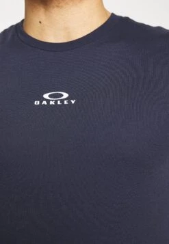 Oakley BARK NEW - T-Shirt Basic - Fathom/white -Oakley 450d365c984845dea9e4d7dbaa755c63