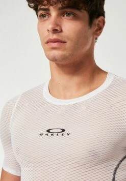 Oakley ENDURANCE BASE LAYER SS - Sport T-shirt - White -Oakley 79eb66be70964f3d883b8aec999d3796