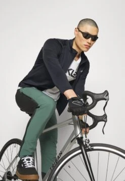 Oakley THERMAL - Cycling-Trikot - Blackout 12 Oakley THERMAL - Cycling-Trikot - Blackout -Oakley 976de97c85af4d66a1cfe07913d152a0