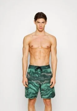 Oakley DECO PALMS RC BEACHSHORT - Badeshorts - Mehrfarbig 13 Oakley DECO PALMS RC BEACHSHORT - Badeshorts - Mehrfarbig -Oakley f4d1a284b2634ce88cd33eedbb3480c8 2