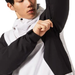 Oakley TNP TBT Insulated Snowboardjacke White/Blackout Herren -Oakley oakley tnp tbt foa403652 10f white 03 gross